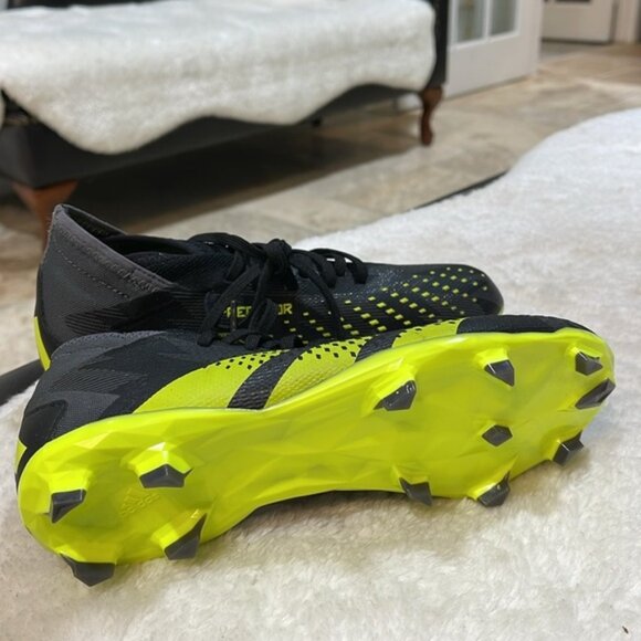 adidas UNISEX Predator Accuracy INJ.3 FG Firm Ground Soccer Cleats - Picture 4 of 5